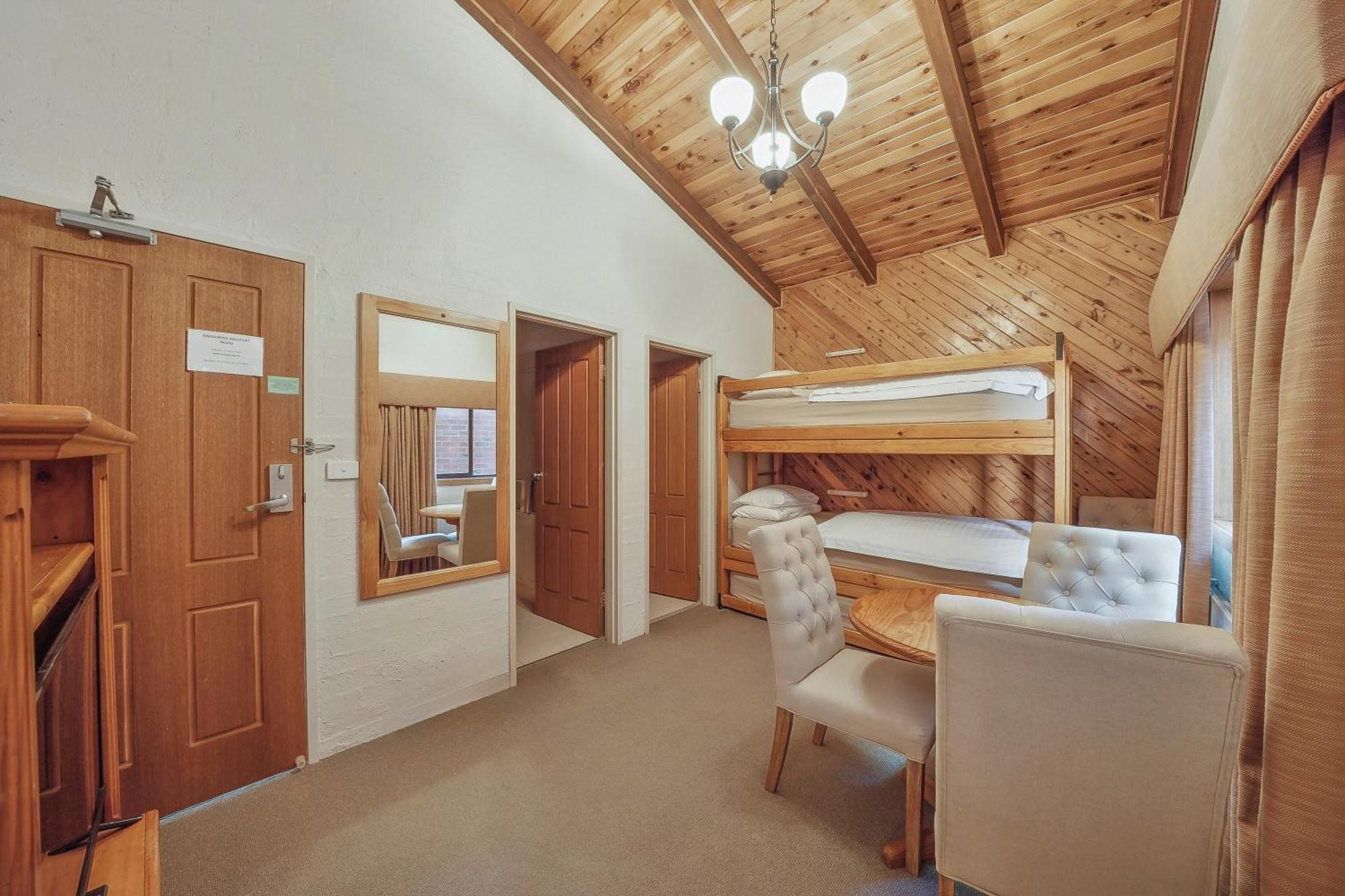Hotel Pension Grimus Mount Buller Extérieur photo